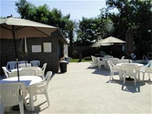 9 Thomas Street, Unit C7 Saugus, MA 01906 - Photo 14 of 17