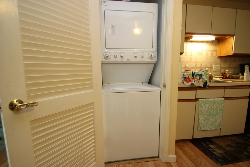 9 Thomas Street, Unit C7 Saugus, MA 01906 - Photo 5 of 17