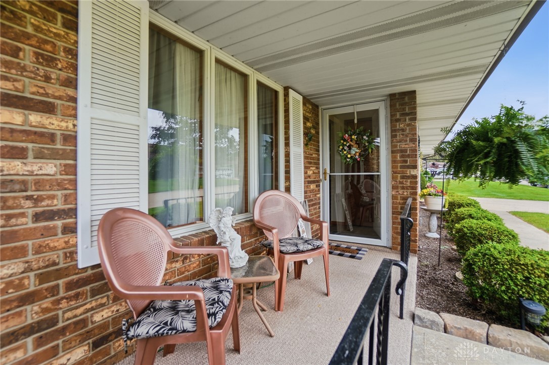 1043 Armsgate Road Springfield, OH 45503 - Photo 6 of 43