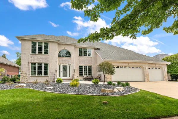 $825,000 | 17359 Elk Drive, Orland Park, IL 60467