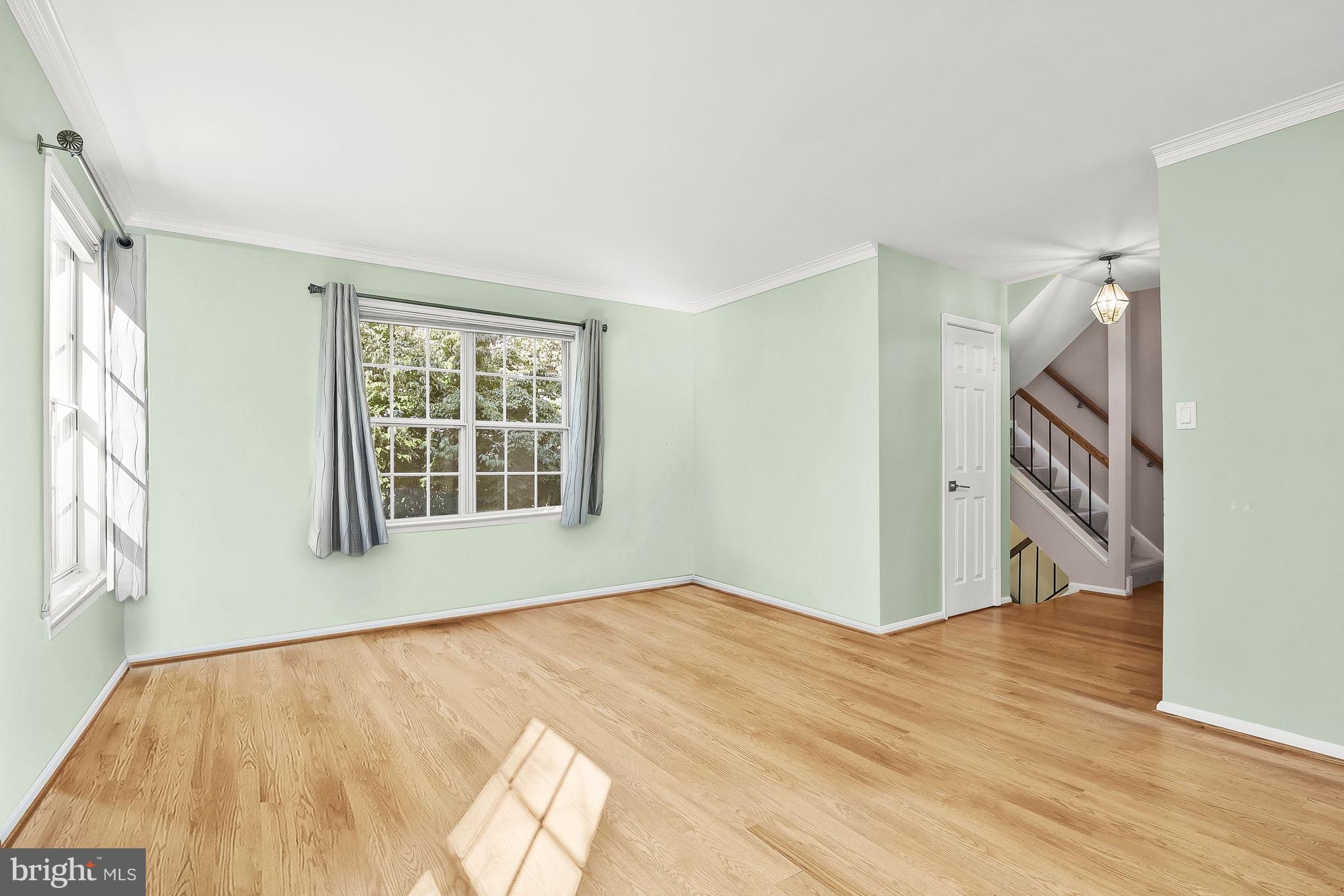 7369 Swan Point Way, Unit 109 Columbia, MD 21045 - Photo 10 of 65 Living Room
