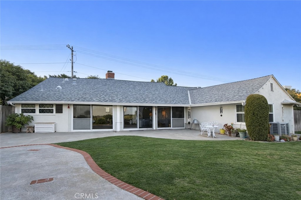 2612 Roscomare Road Los Angeles, CA 90077 - Photo 11 of 21 Back Yard