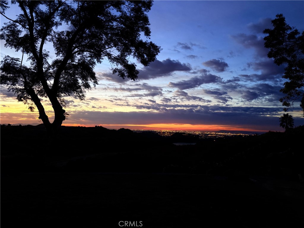 2612 Roscomare Road Los Angeles, CA 90077 - Photo 13 of 21 Evening View