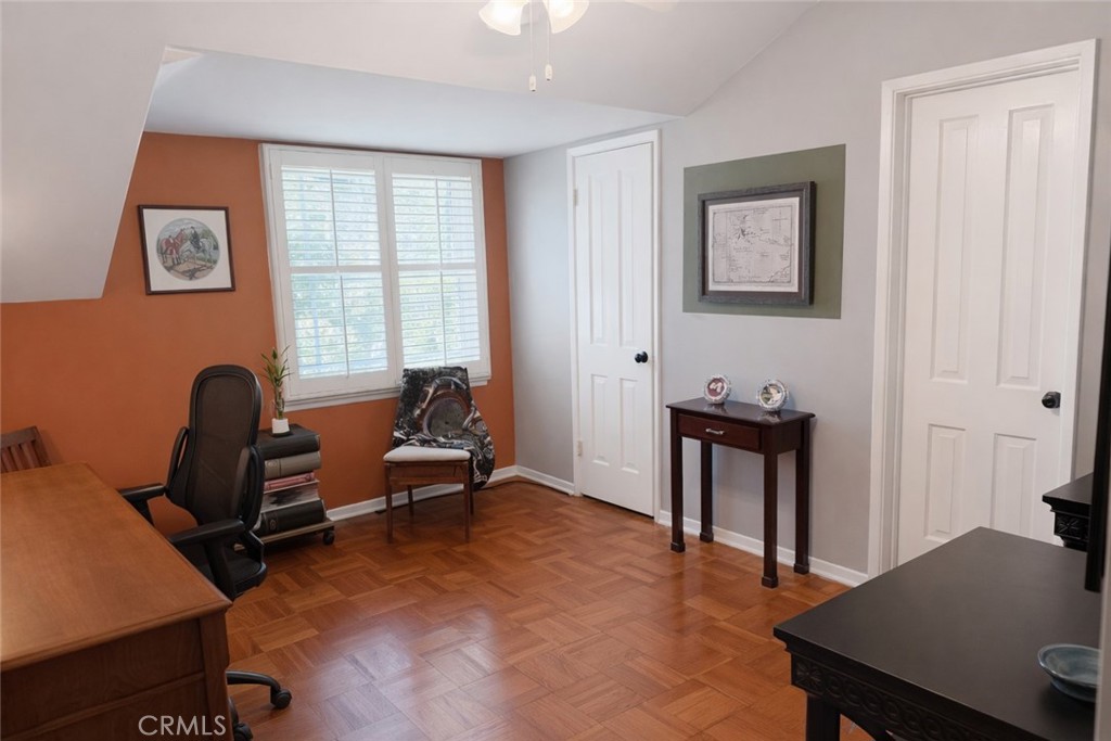 2612 Roscomare Road Los Angeles, CA 90077 - Photo 7 of 21 Front Bedrooom