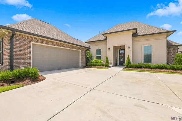$405,000 | 274 Peacock Pointe, Thibodaux, LA 70301