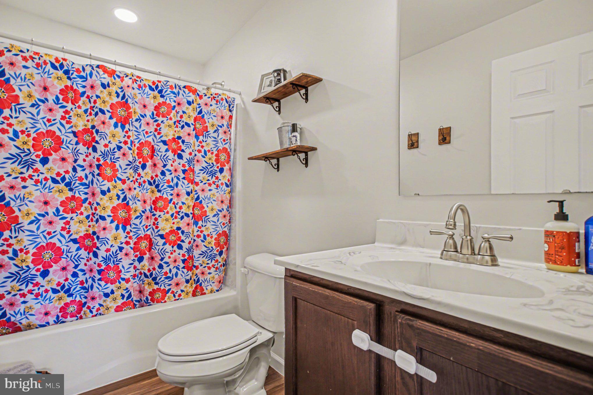 261 Azure Drive Colonial Beach, VA 22443 - Photo 24 of 44 Hall bathroom