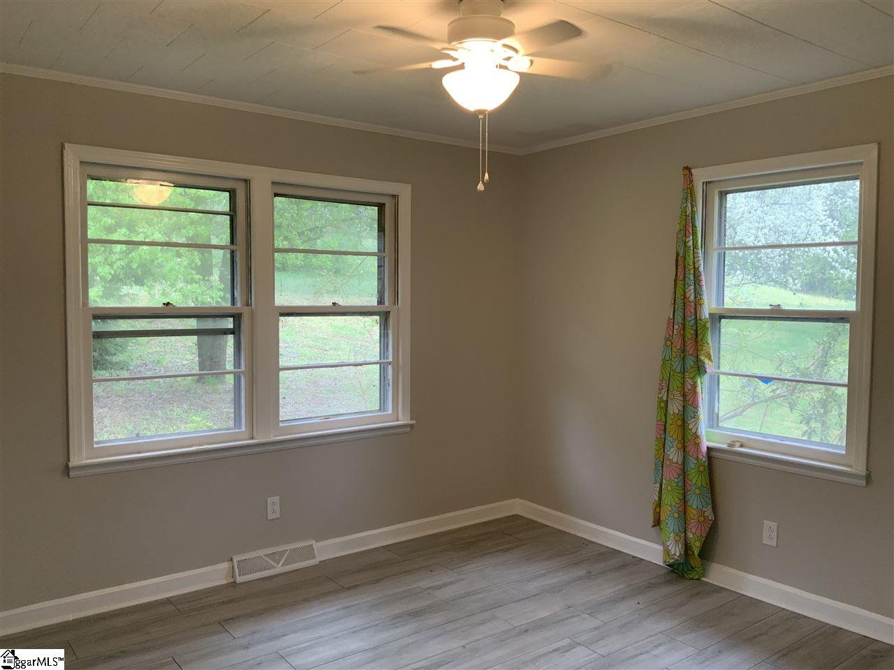 706 Overbrook Drive Seneca, SC 29678 - Photo 9 of 15 Gallery Image 9