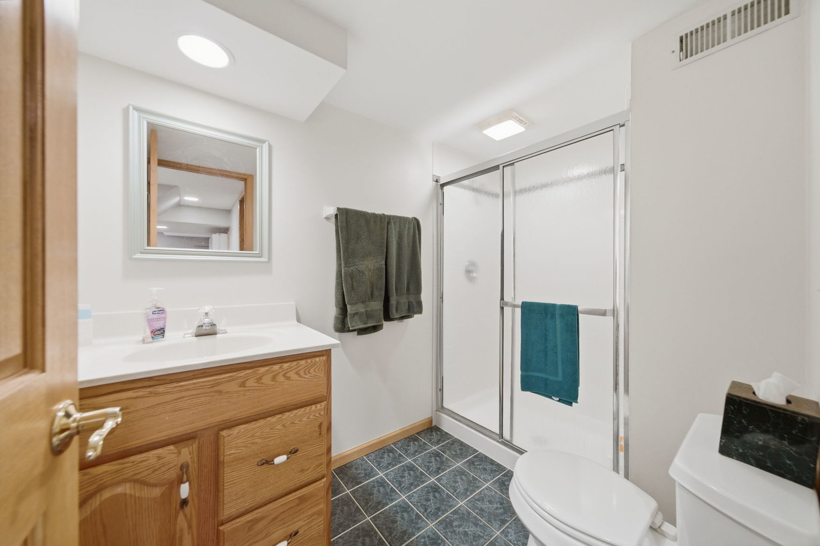 1654 Wadsworth Road Wheaton, IL 60189 - Photo 33 of 43 Gallery Image 33