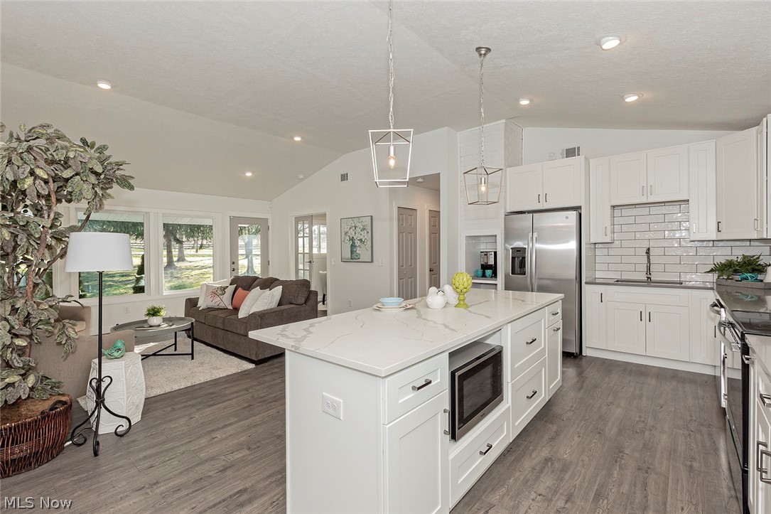 1281 Bell Road Chagrin Falls, OH 44022 - Photo 7 of 27 Gallery Image 7