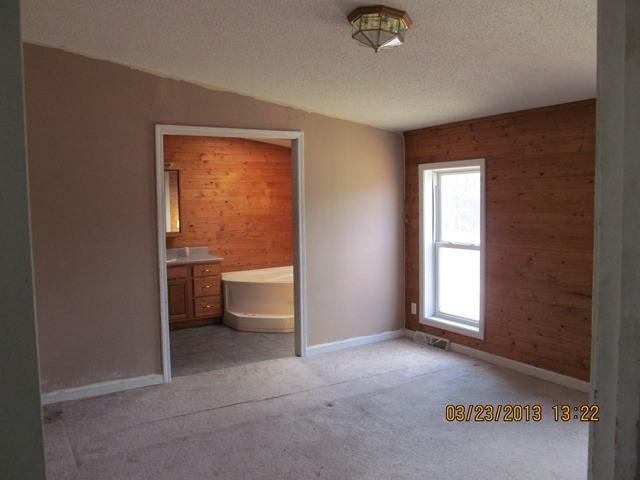 3084 County Road 51 Butler, IN 46721 - Photo 5 of 10