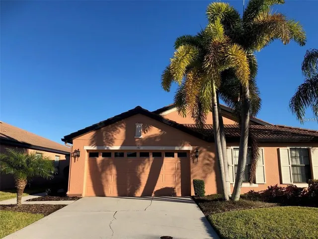 $2,200 | 140 Shell Falls Drive, Apollo Beach, FL 33572