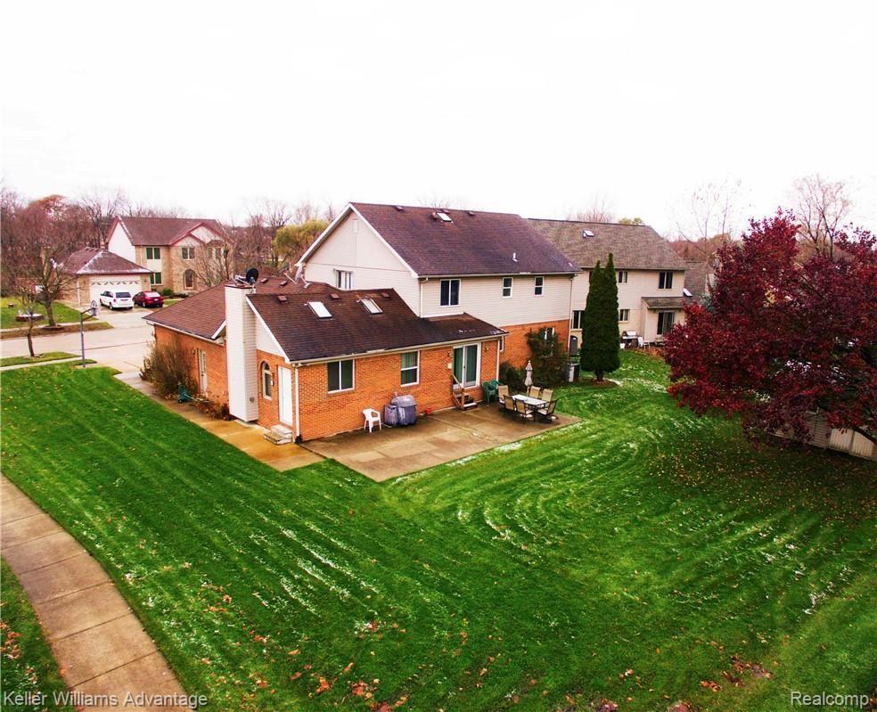 1153 Millbrook Road Canton, MI 48188 - Photo 6 of 29 6.jpg