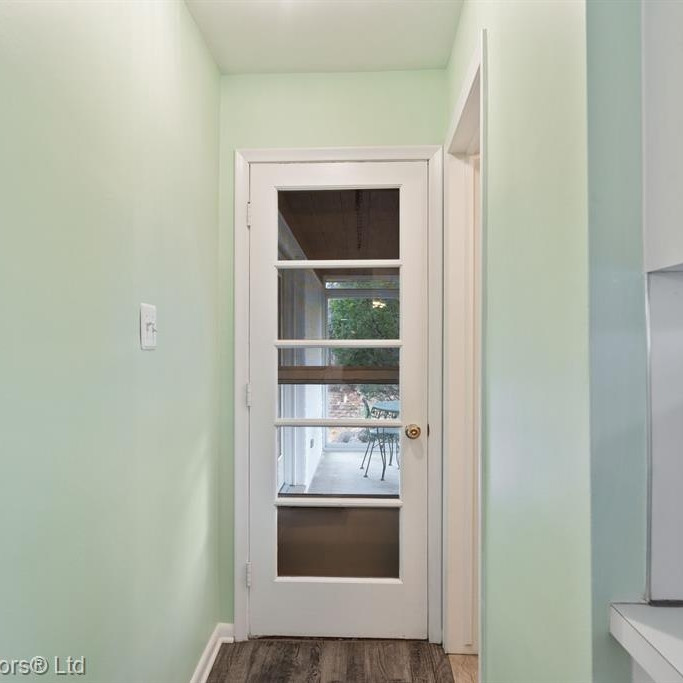 25770 Farmington Road Farmington Hills, MI 48336 - Photo 13 of 25 Photo 13