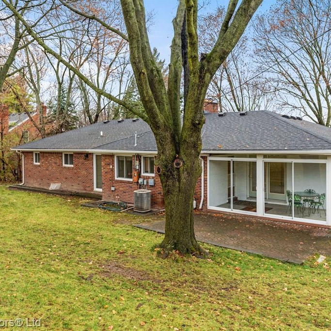 25770 Farmington Road Farmington Hills, MI 48336 - Photo 4 of 25 Photo 4