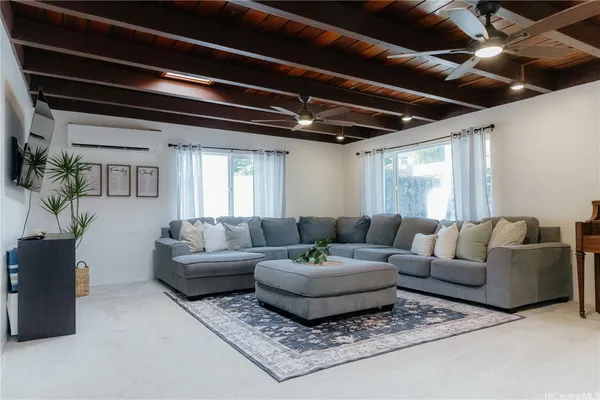 $1,200,000 | 94-386 Makapipipi Street, Mililani, HI 96789