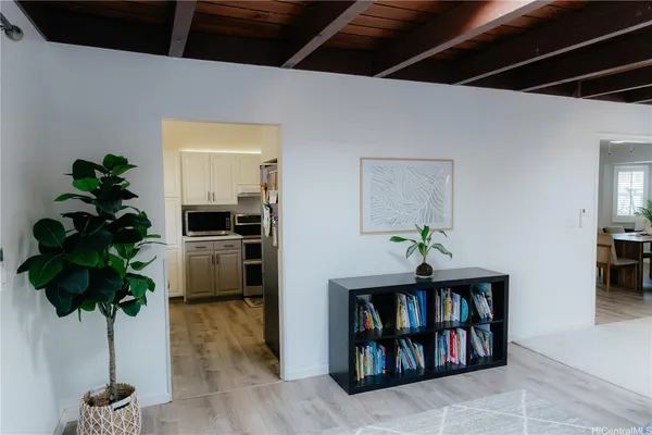 $1,200,000 | 94-386 Makapipipi Street, Mililani, HI 96789