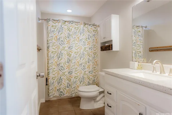 $1,200,000 | 94-386 Makapipipi Street, Mililani, HI 96789