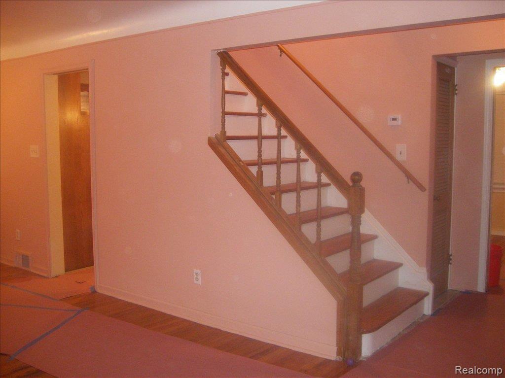 14600 Stahelin Road Detroit, MI 48223 - Photo 12 of 17 Stahelin ent2