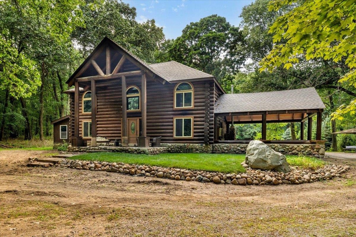 9505 Joel Road Holly, MI 48442 - Photo 3 of 57 Gallery Image 3
