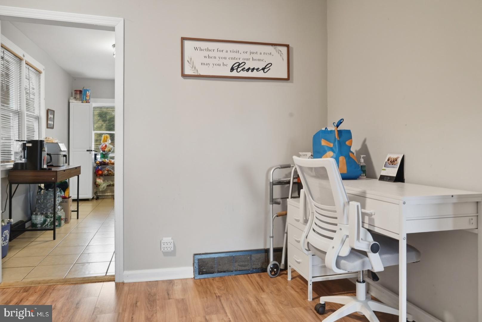 859 Cattell Road Wenonah, NJ 08090 - Photo 6 of 24 a view of workspace with seating area