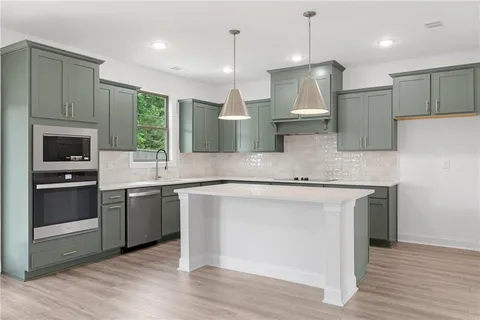 $579,900 | 982 Homepark Circle, Buford, GA 30518