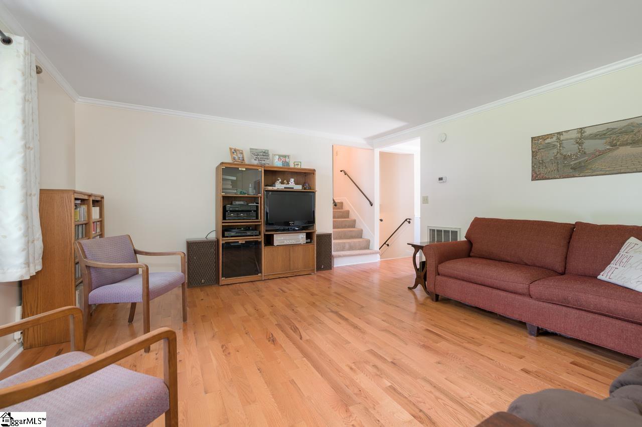 14 Rollingreen Road Greer, SC 29651 - Photo 14 of 34