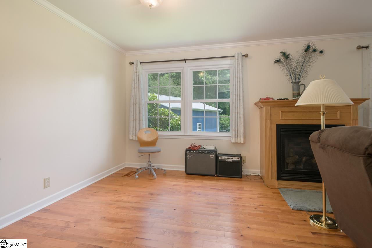 14 Rollingreen Road Greer, SC 29651 - Photo 15 of 34