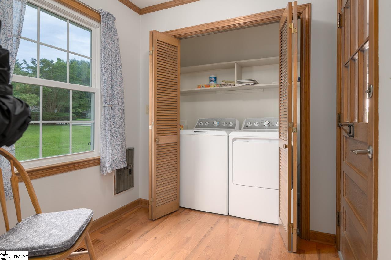 14 Rollingreen Road Greer, SC 29651 - Photo 17 of 34