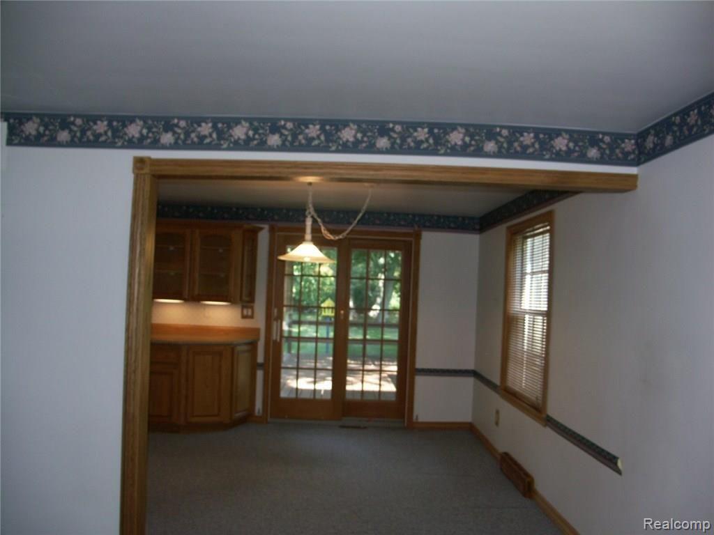 3462 Metcalf Road Fort Gratiot, MI 48059 - Photo 9 of 24 2017-09-09 21.37
