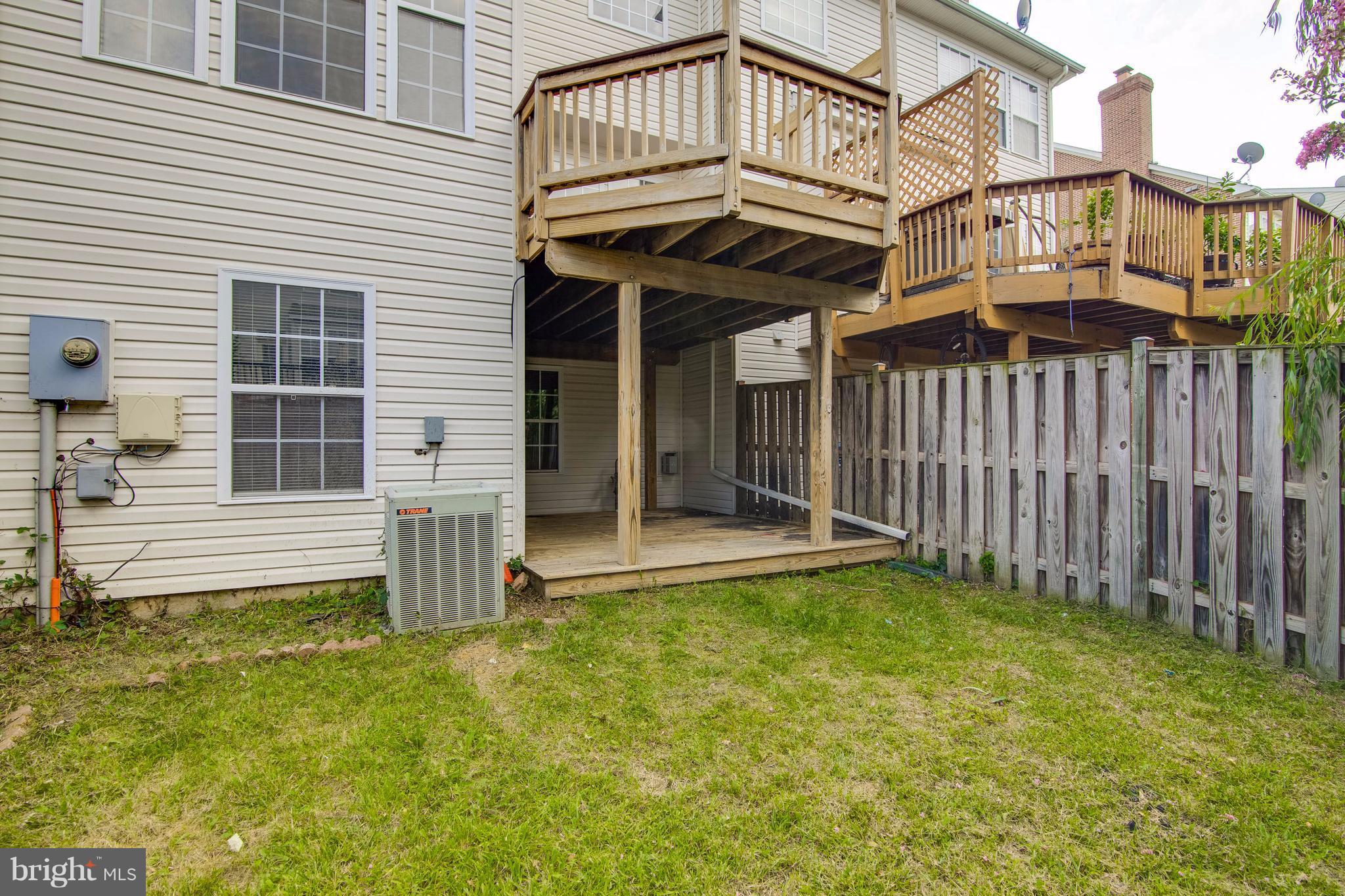 644 Springhouse Square Southeast Leesburg, VA 20175 - Photo 6 of 30 Exterior (Rear)