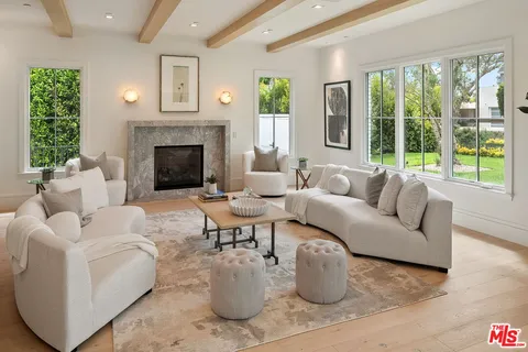 $19,995,000 | 1072 Amalfi Drive, Pacific Palisades, CA 90272