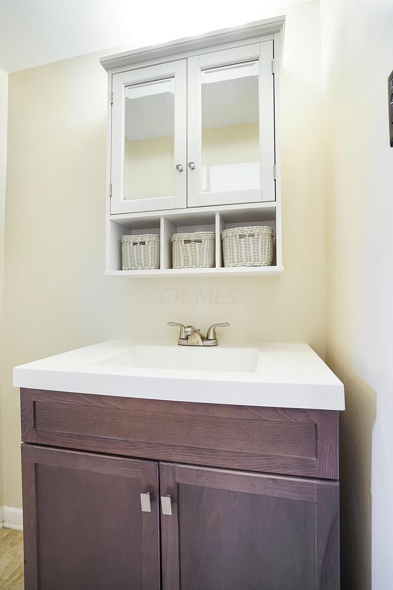 1487 Fullen Road Columbus, OH 43229 - Photo 15 of 31 Gallery Image 15