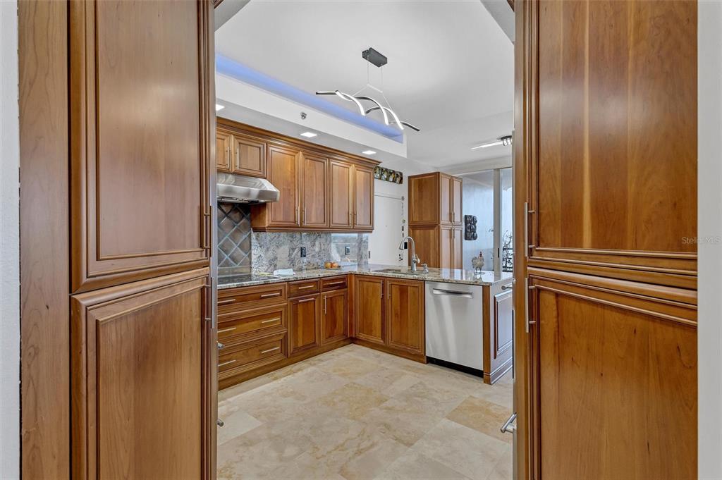 3060 Grand Bay Boulevard, Unit 174 Longboat Key, FL 34228 - Photo 21 of 87