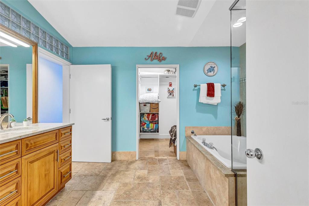 3060 Grand Bay Boulevard, Unit 174 Longboat Key, FL 34228 - Photo 38 of 87