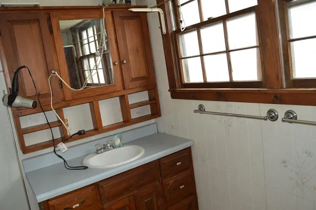 $150,000 | 117 Lambert Road, Skowhegan, ME 04976