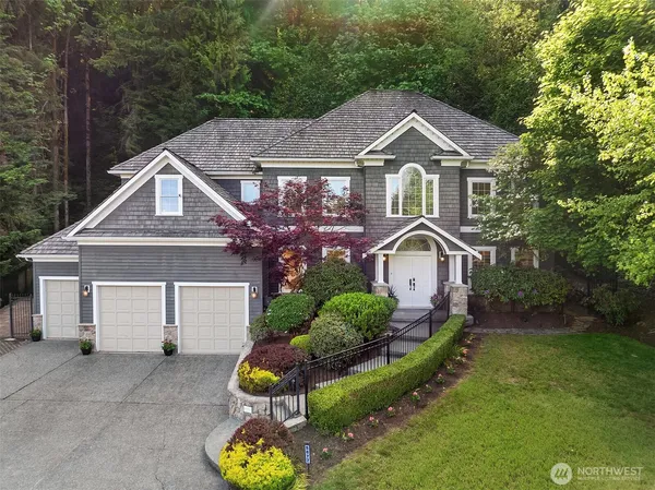 $1,792,500 | 5677 193rd Place Southeast, Issaquah, WA 98027