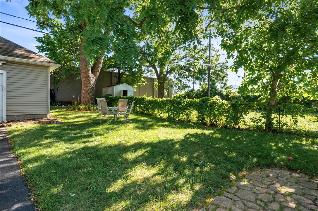 45 Lapham Street Rochester, NY 14615 - Photo 5 of 50
