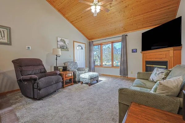 $219,900 | N10911 Peshtigo River Lane, Crivitz, WI 54114