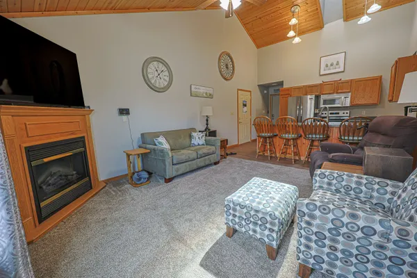 $219,900 | N10911 Peshtigo River Lane, Crivitz, WI 54114