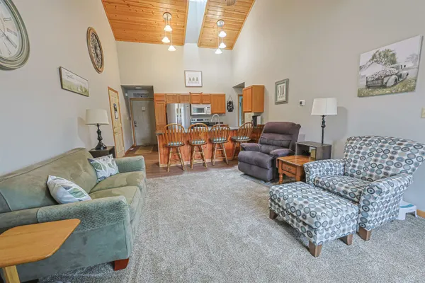 $219,900 | N10911 Peshtigo River Lane, Crivitz, WI 54114