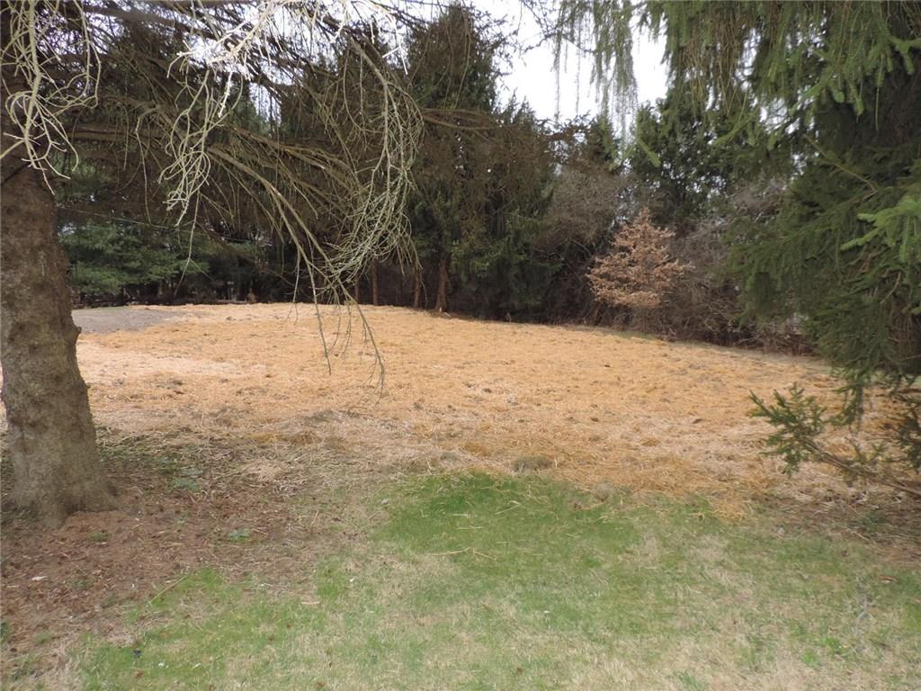 112 Kenyon Lane Butler, PA 16002 - Photo 3 of 10 Gallery Image 3