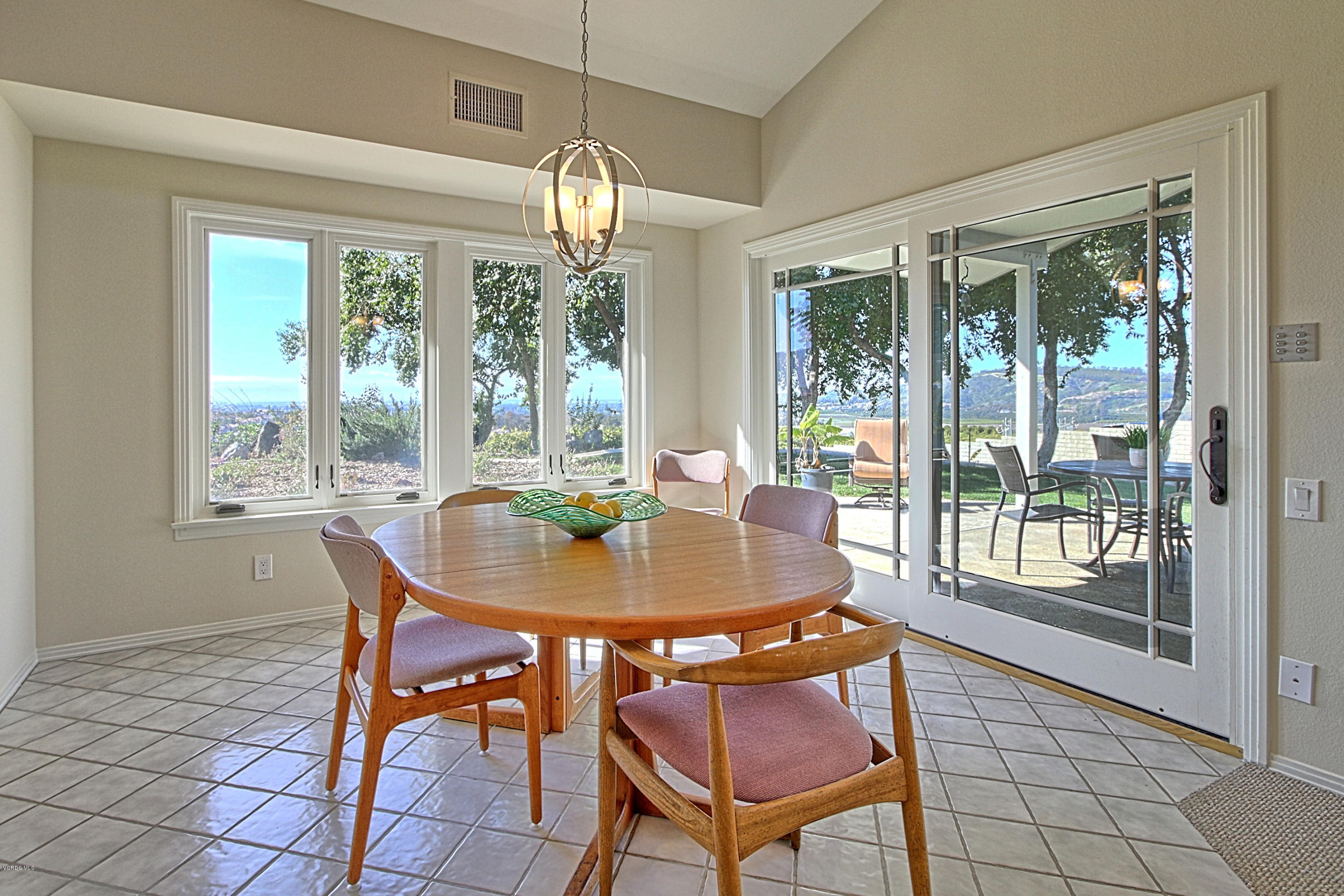 5940 Worth Way Camarillo, CA 93012 - Photo 20 of 67 0037_IMG_0112 (6)