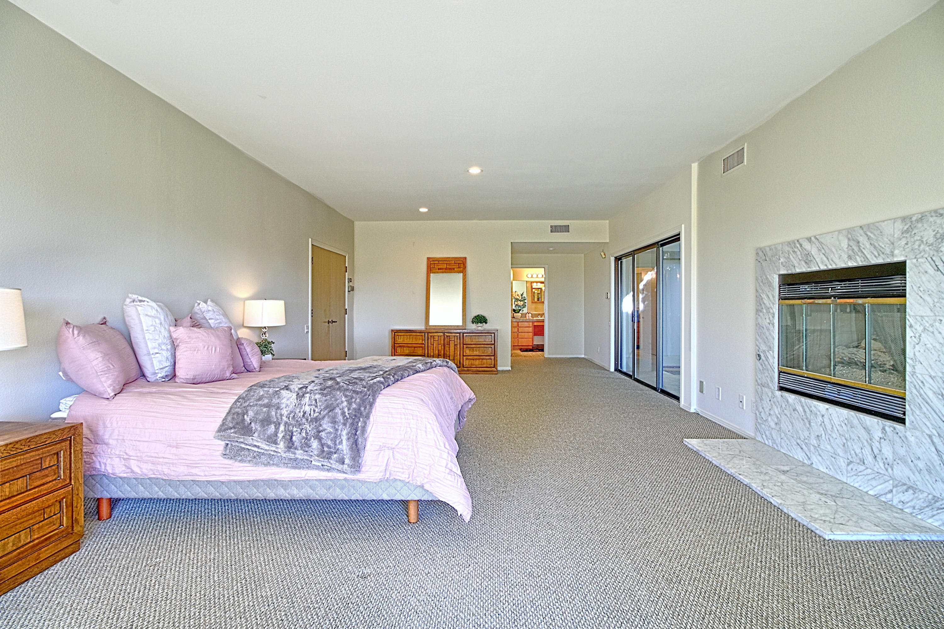 5940 Worth Way Camarillo, CA 93012 - Photo 32 of 67 0075_IMG_0226 (7)