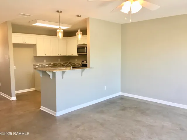 $140,000 | 1504 Southport Boulevard, Unit B, New Iberia, LA 70560