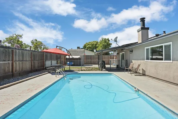 $489,900 | 822 Buchanon Lane, Manteca, CA 95336