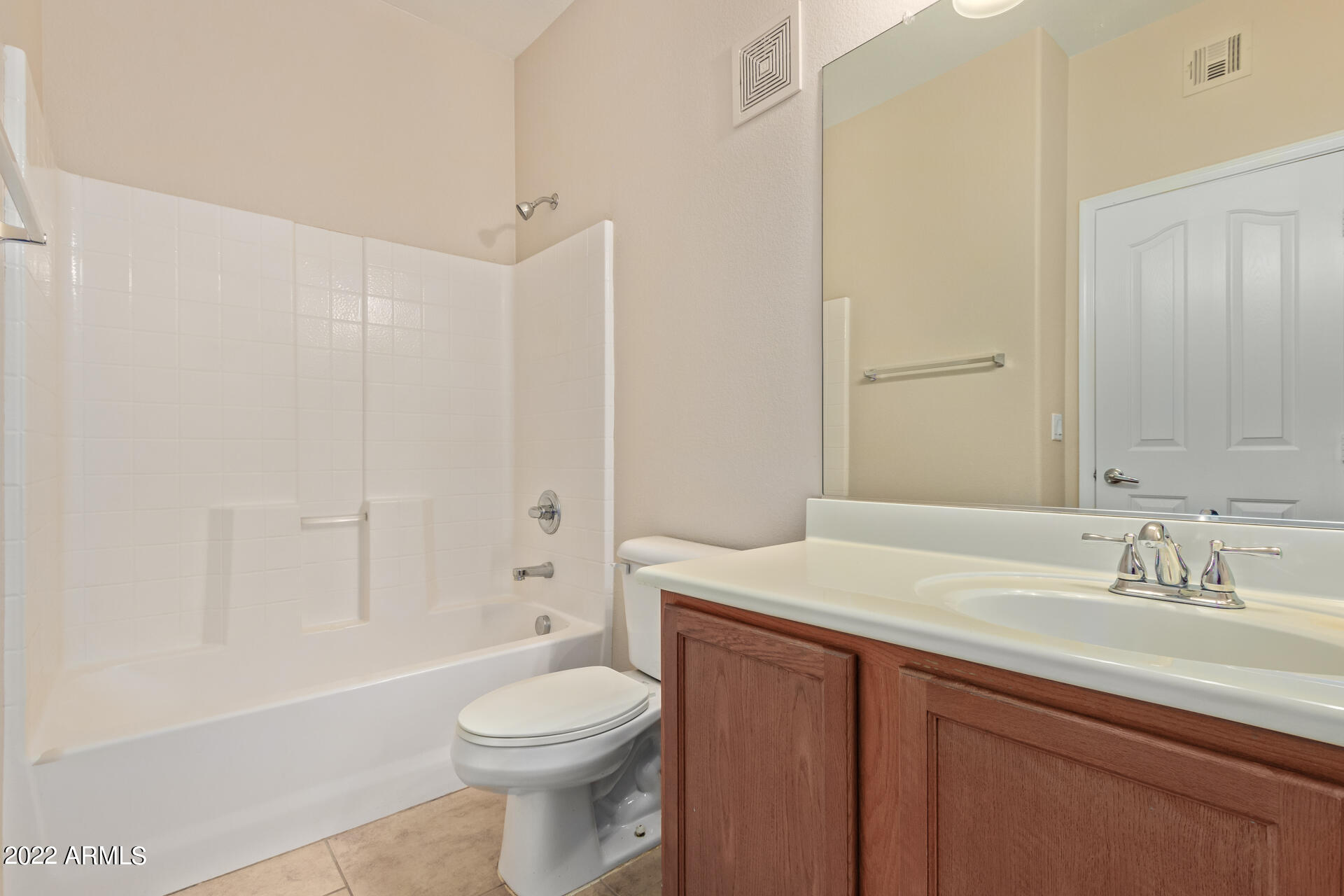 2150 West Alameda Road, Unit 1391 Phoenix, AZ 85085 - Photo 30 of 63 a bathroom with a sink a toilet and shower