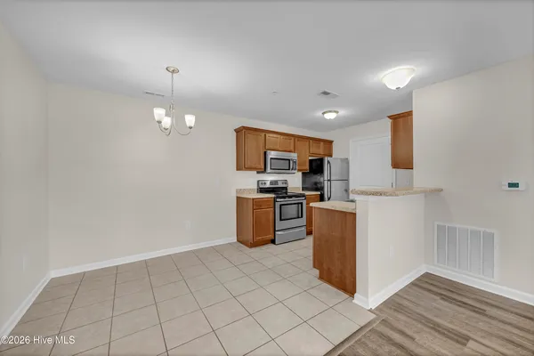 $1,650 | 4429 Jay Bird Circle, Unit 103, Wilmington, NC 28412