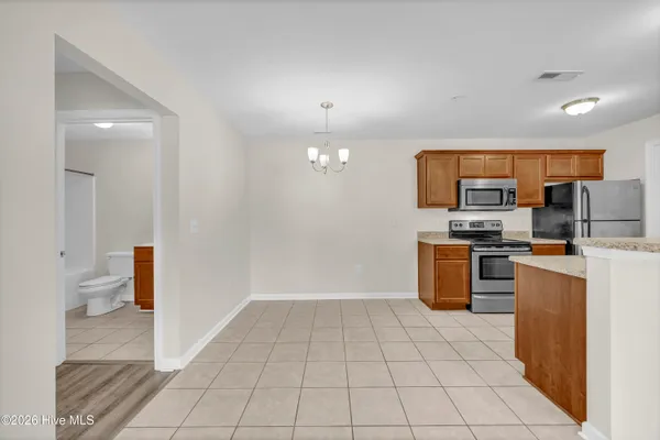 $1,650 | 4429 Jay Bird Circle, Unit 103, Wilmington, NC 28412