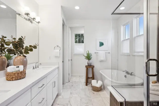 $1,144,000 | 65 Riverbend Lane, Petaluma, CA 94952