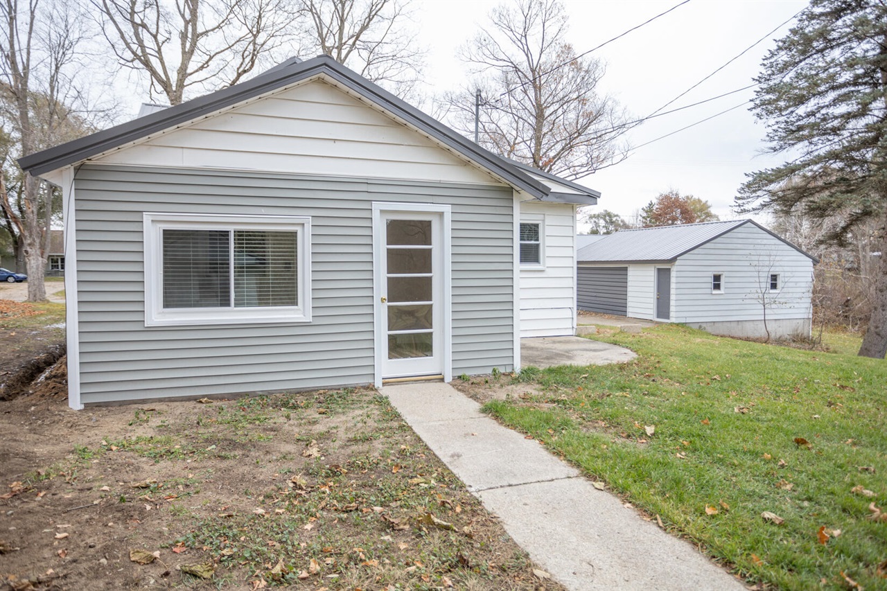 272 Scott Street Morley, MI 49336 - Photo 34 of 45